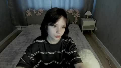 Loly online show from May 22, 9:27 am