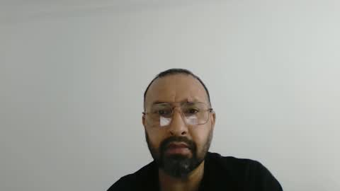london0555 online show from October 17, 5:50 pm