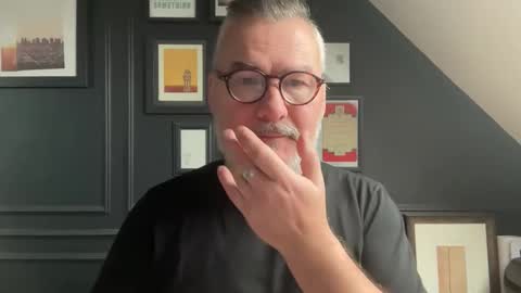 EnglishBear online show from March 4, 8:44 am