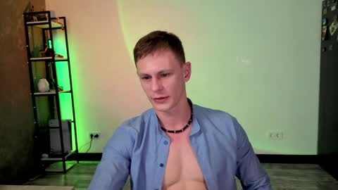 long_play online show from May 19, 7:54 pm