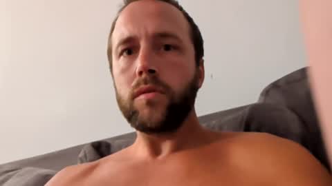 longcock1463574 online show from July 29, 4:23 am