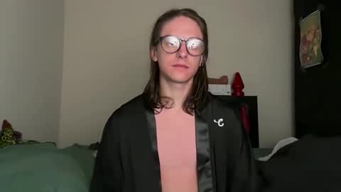 longdickelijah online show from May 31, 4:11 am
