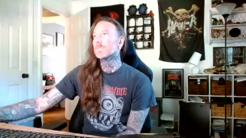 longhair0121 online show from July 23, 9:12 pm