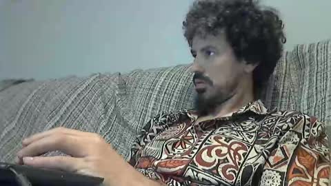 Alejandro Rulitos Twitter longnight55 Intagram 5longnight5 online show from October 26, 8:59 am