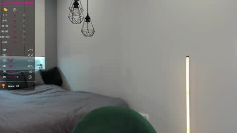 Eva online show from December 14, 9:37 am