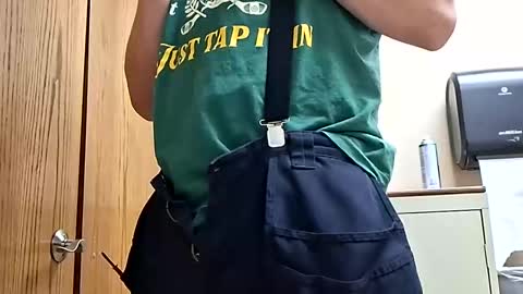 longshlongandabong online show from March 6, 9:41 am