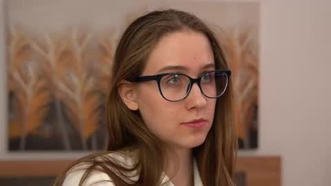 Hanna online show from March 8, 7:09 pm