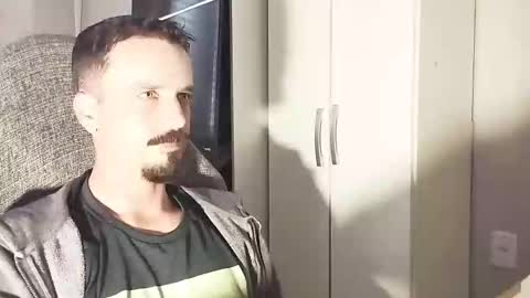 Lucas online show from October 7, 1:51 pm