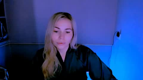 Lora online show from April 28, 2:38 am