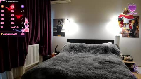 Lora online show from February 18, 2:59 pm