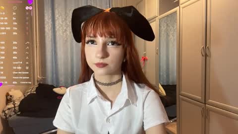 Hello there im Luna Im new here Lets have fun online show from April 4, 4:14 pm