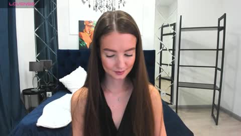 Ur sensual Lora online show from November 19, 7:40 am