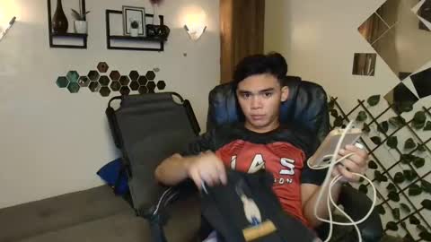 lord_hotasian online show from February 15, 11:09 am