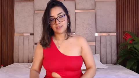  Lorein  online show from October 10, 8:57 pm