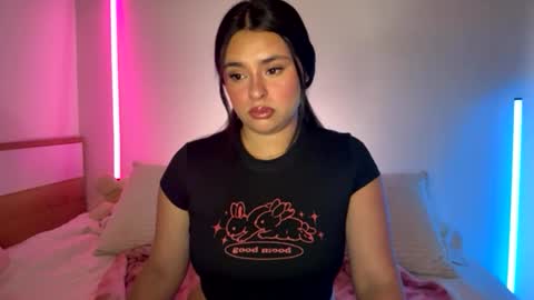 lorem_adams online show from July 4, 4:21 pm