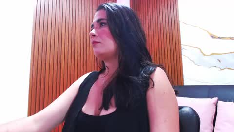 Loren online show from April 23, 3:36 am