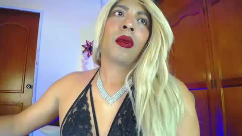 lorena_sexy__ online show from July 3, 4:45 pm