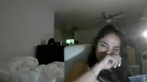 lorenlovely online show from September 30, 2:44 am