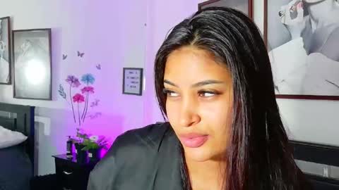 loretahorny online show from March 20, 2:00 pm