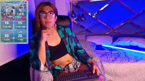 LorettMatthew online show from May 24, 5:25 am