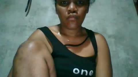 lorienne98 online show from May 20, 7:38 am