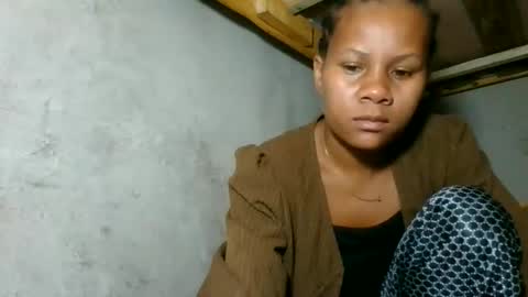 lorienne98 online show from May 24, 8:54 am