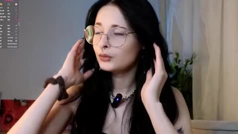 Jess online show from March 11, 11:24 am