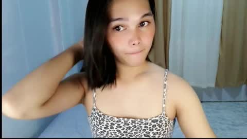 louilalicious online show from March 2, 12:26 am