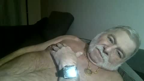 louis_chokdee online show from December 30, 6:49 pm