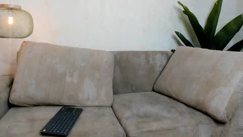 Louis online show from March 12, 11:44 pm