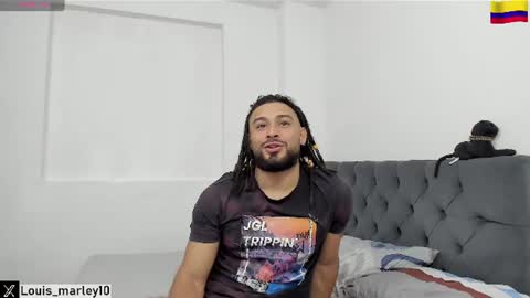 louis_marley_ online show from June 12, 7:35 pm