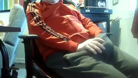 loumtl3 online show from December 17, 2:11 pm