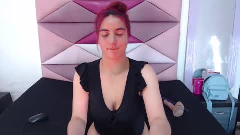 Snapshot of louren_jhonsonx21 chatting on September 20, 5:49 pm louren_jhonsonx21 online show from September 20, 5:49 pm
