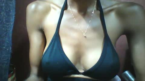 lovaelisa online show from January 12, 7:04 am