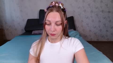 love bella  online show from July 23, 1:58 am