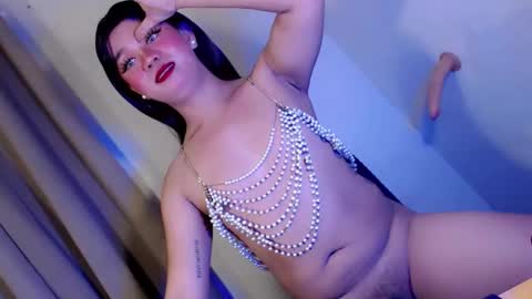 Maria online show from November 30, 1:18 pm