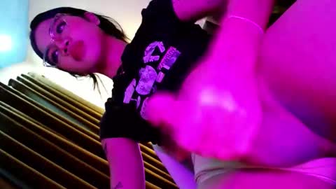 Seren online show from November 24, 6:01 am