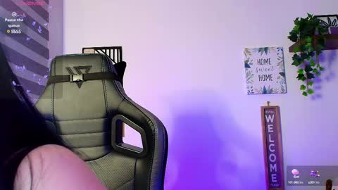 Sharol Leon online show from February 24, 1:02 am