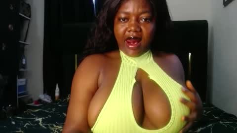 mila online show from December 17, 10:55 am