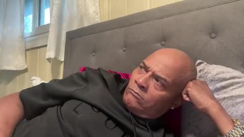 loved19 online show from March 26, 10:26 pm