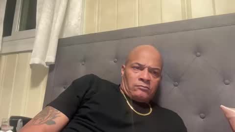 loved19 online show from January 15, 1:14 am