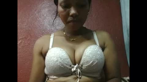 loveinlife750427 online show from February 12, 5:11 am