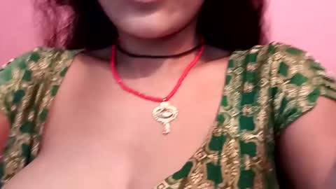 lovelife__stone online show from March 6, 5:06 am
