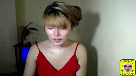 lovelily_xoxo online show from April 28, 1:03 am