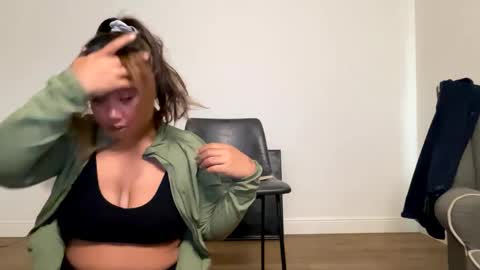 Love online show from October 14, 7:28 pm