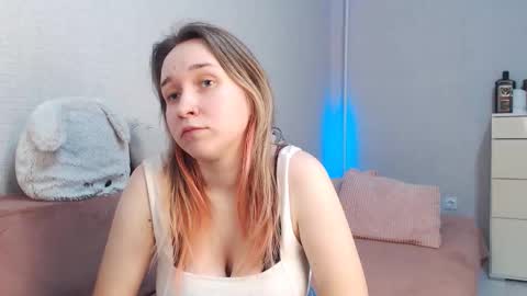 Lovely Hayley online show from February 23, 10:34 pm