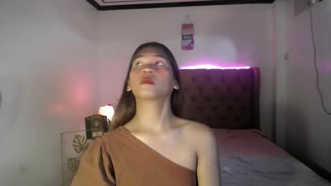 KATE online show from June 8, 1:28 am