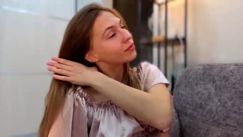 Kate only online show from October 5, 5:31 pm