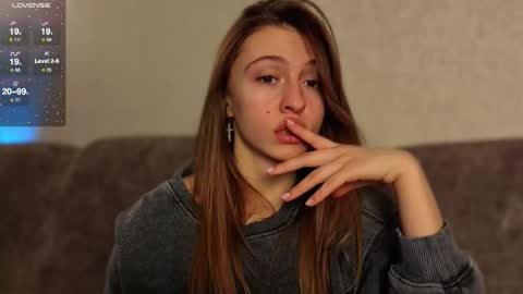 Kate only online show from February 5, 2:42 pm