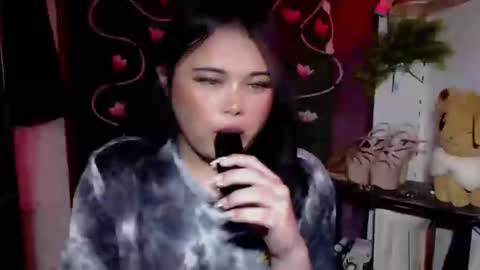 lovely online show from November 1, 3:11 pm